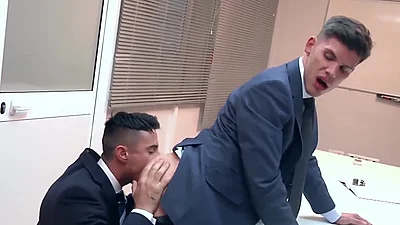 Seductive jock Ken Rodeo sucks rock hard cock on his knees
